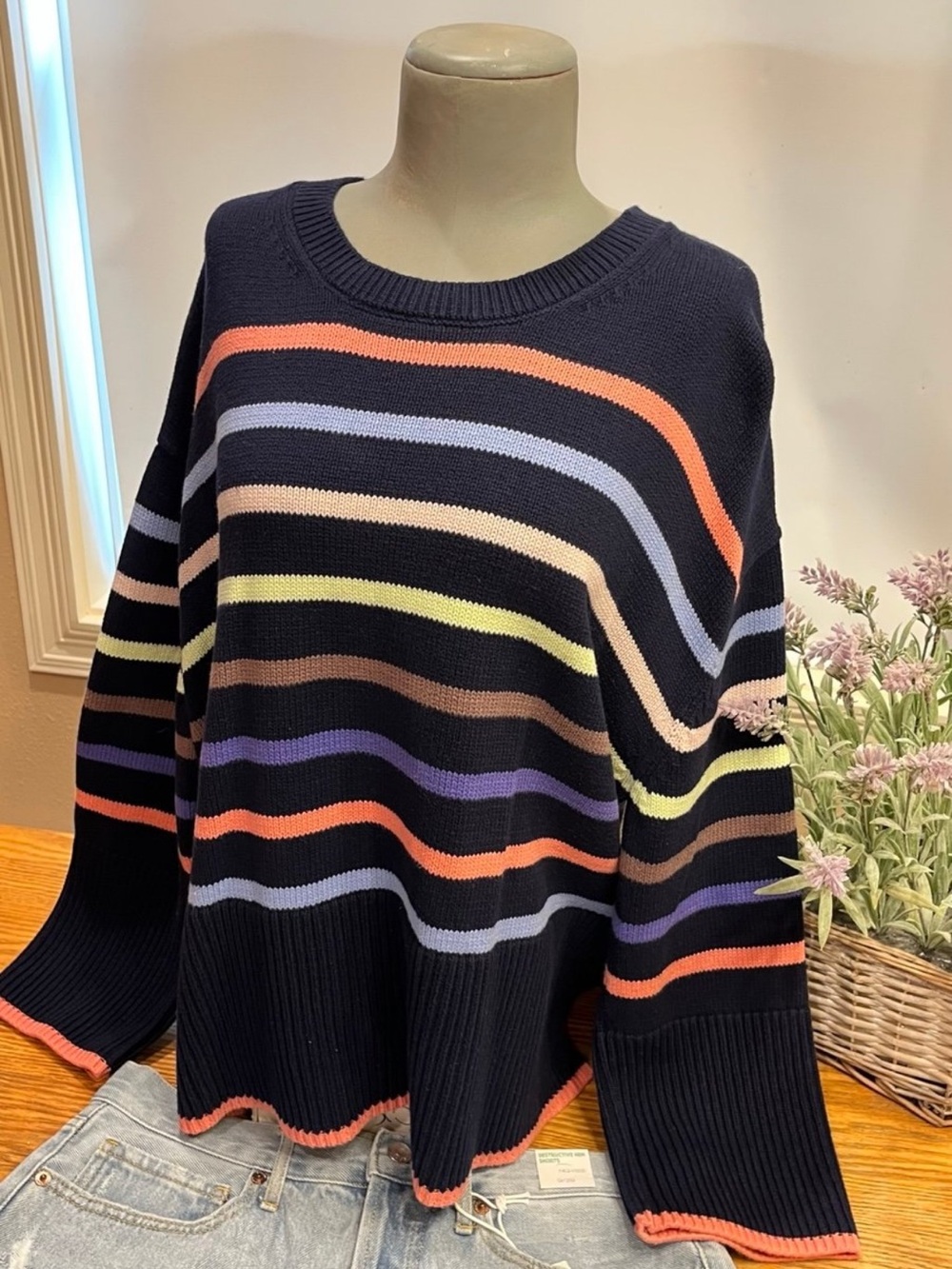 Gap Crew Neck Striped Sweater Size Large